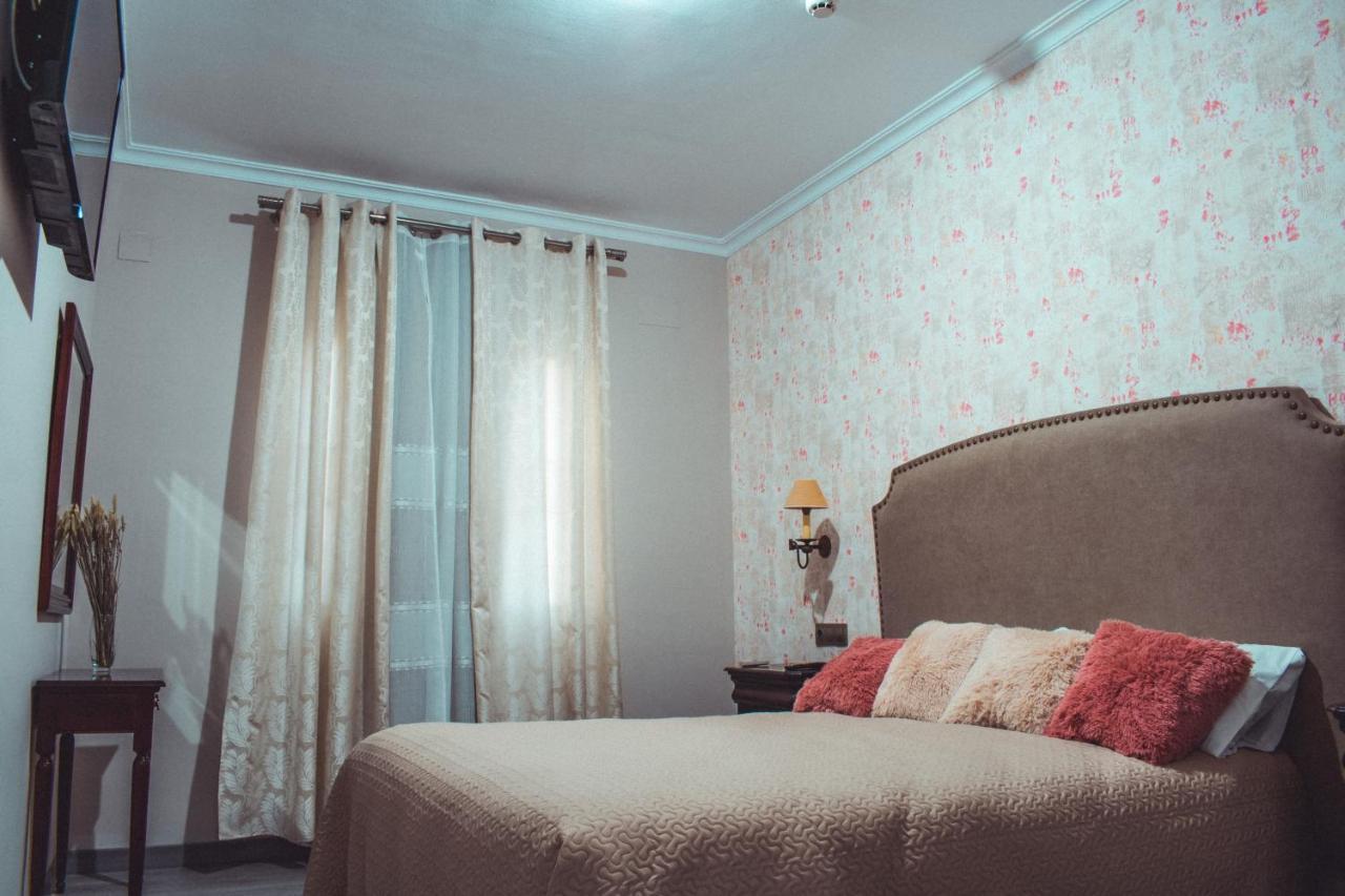 La Morona Hotel Moron de la Frontera Luaran gambar
